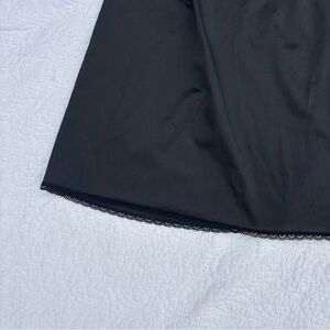 Vintage Vassarette Black Nylon Half Slip Skirt – Lace Trim – Size L – 20”